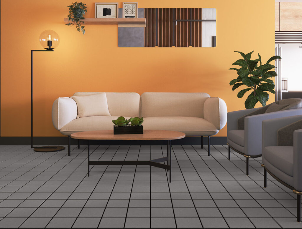 Sala moderna con sofá de 2 puestos y 2 sillas